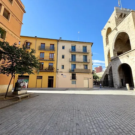 Gran Con Vista A Torres De Quart * Valencia